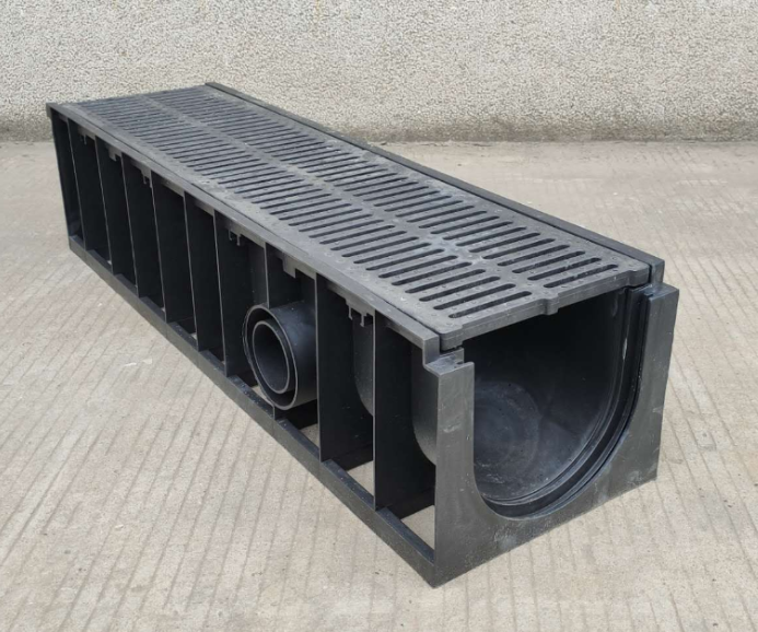 HD PE drainage channel CHINA