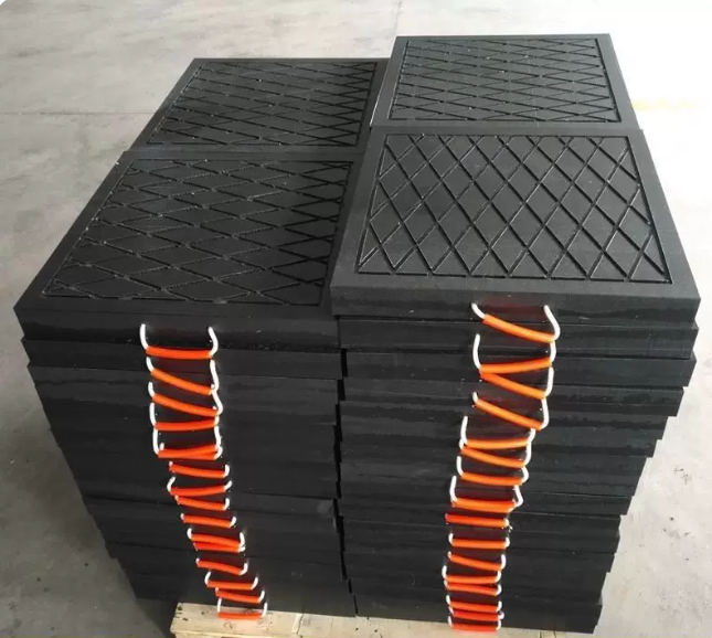 polyethylene (HDPE) outrigger pads